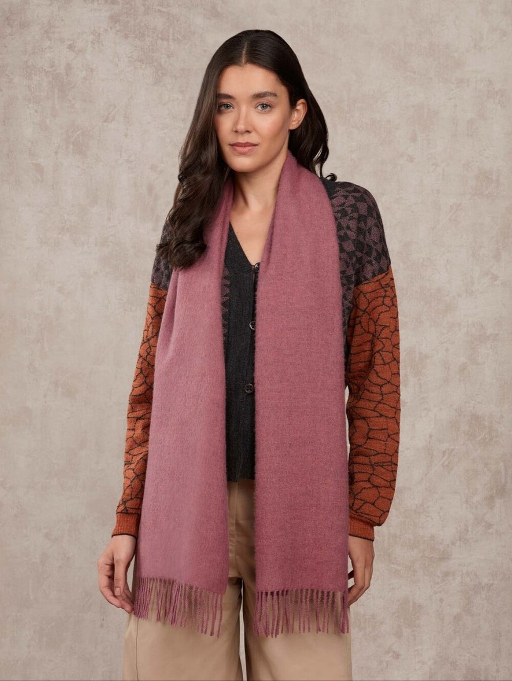 Sol Alpaca Baby Premium Brushed Scarf in Rose Table NWT